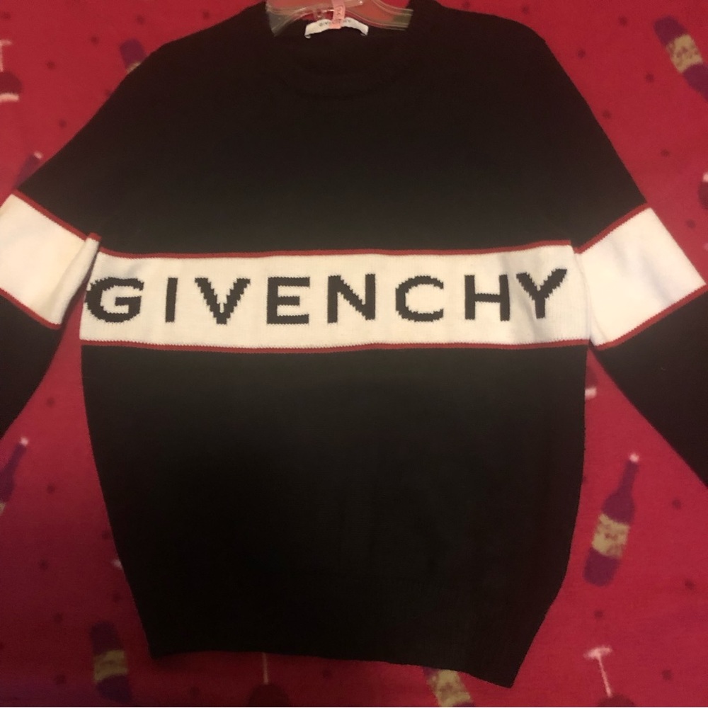 Givenchy Designer Sweater Classic Black And White L Dress Up Your Style Lovely